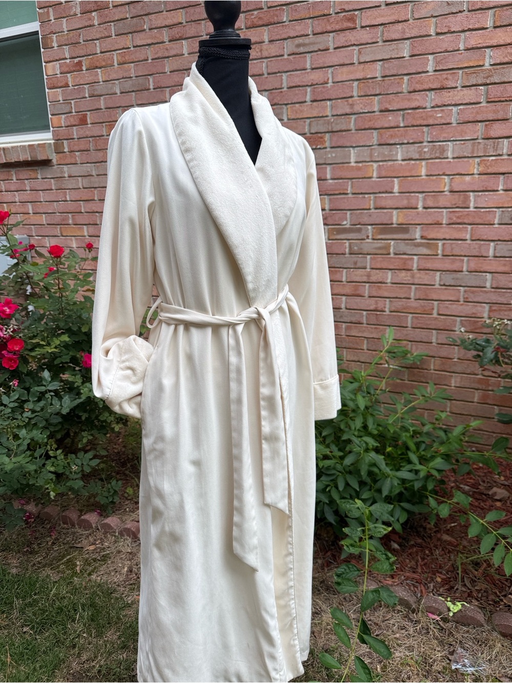 Nordstrom Cream Shawl-Collar Belted Robe